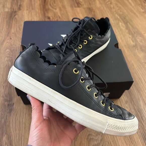 CONVERSE Chuck Taylor all star black leather lace up shoes sneakers women's 8 - Picture 2 of 7